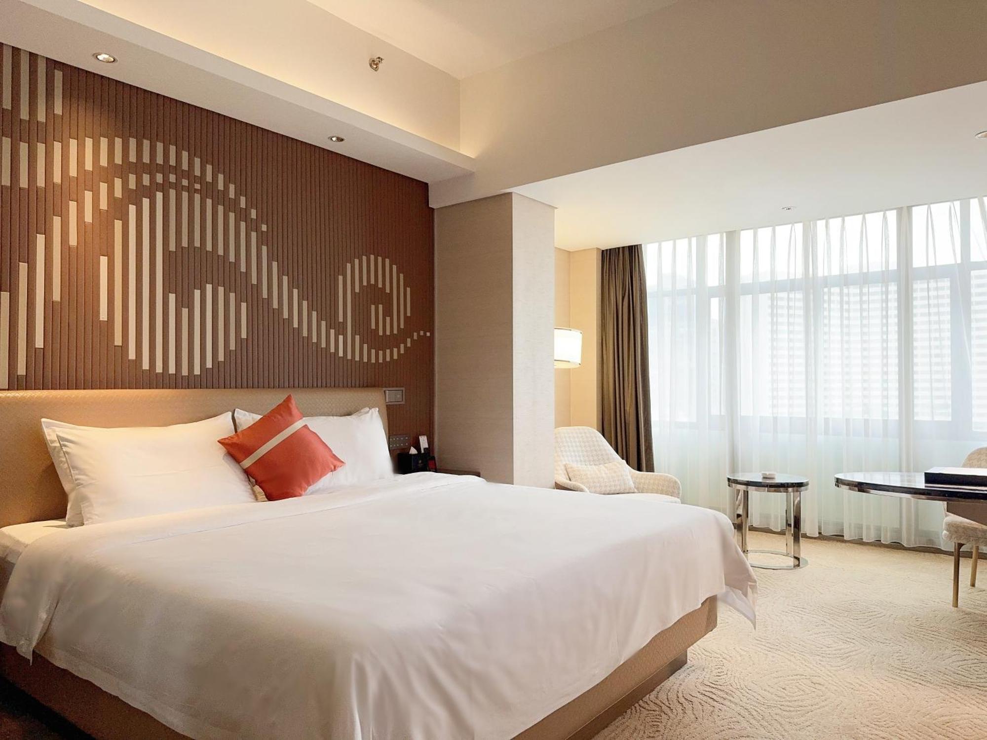 Guangzhou Baiyun Hotel Eksteriør bilde Deluxe room