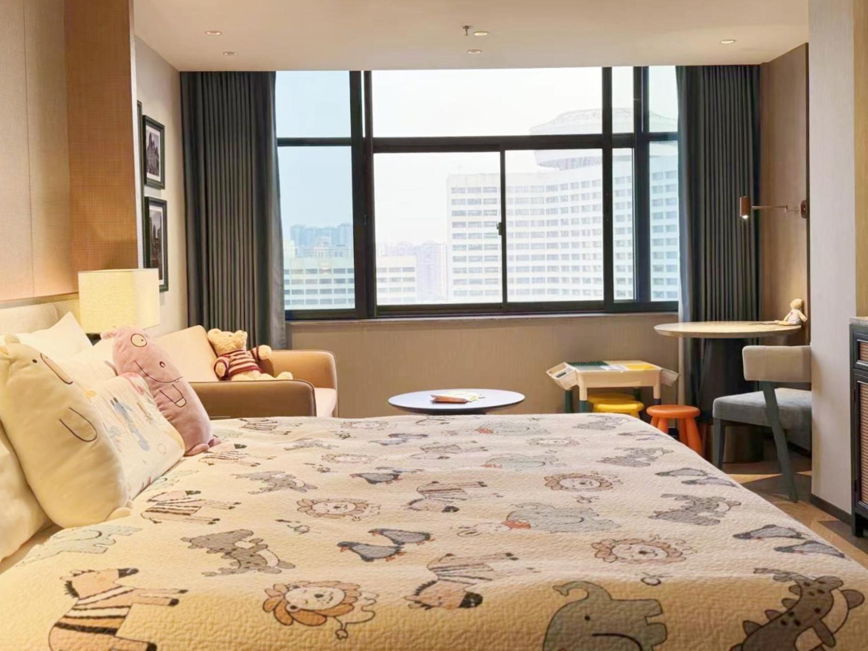Guangzhou Baiyun Hotel Eksteriør bilde A room at the hotel