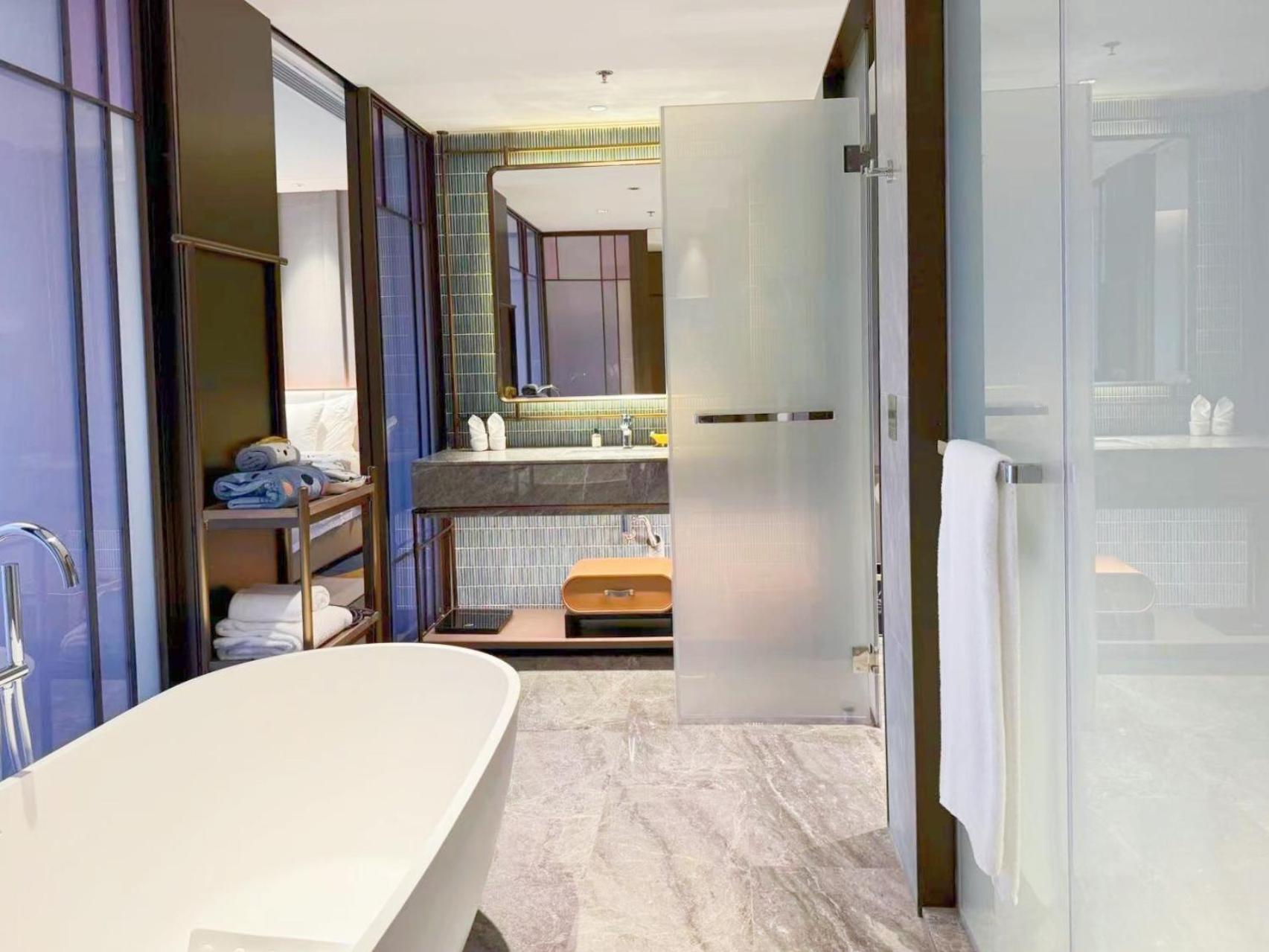 Guangzhou Baiyun Hotel Eksteriør bilde Bathroom
